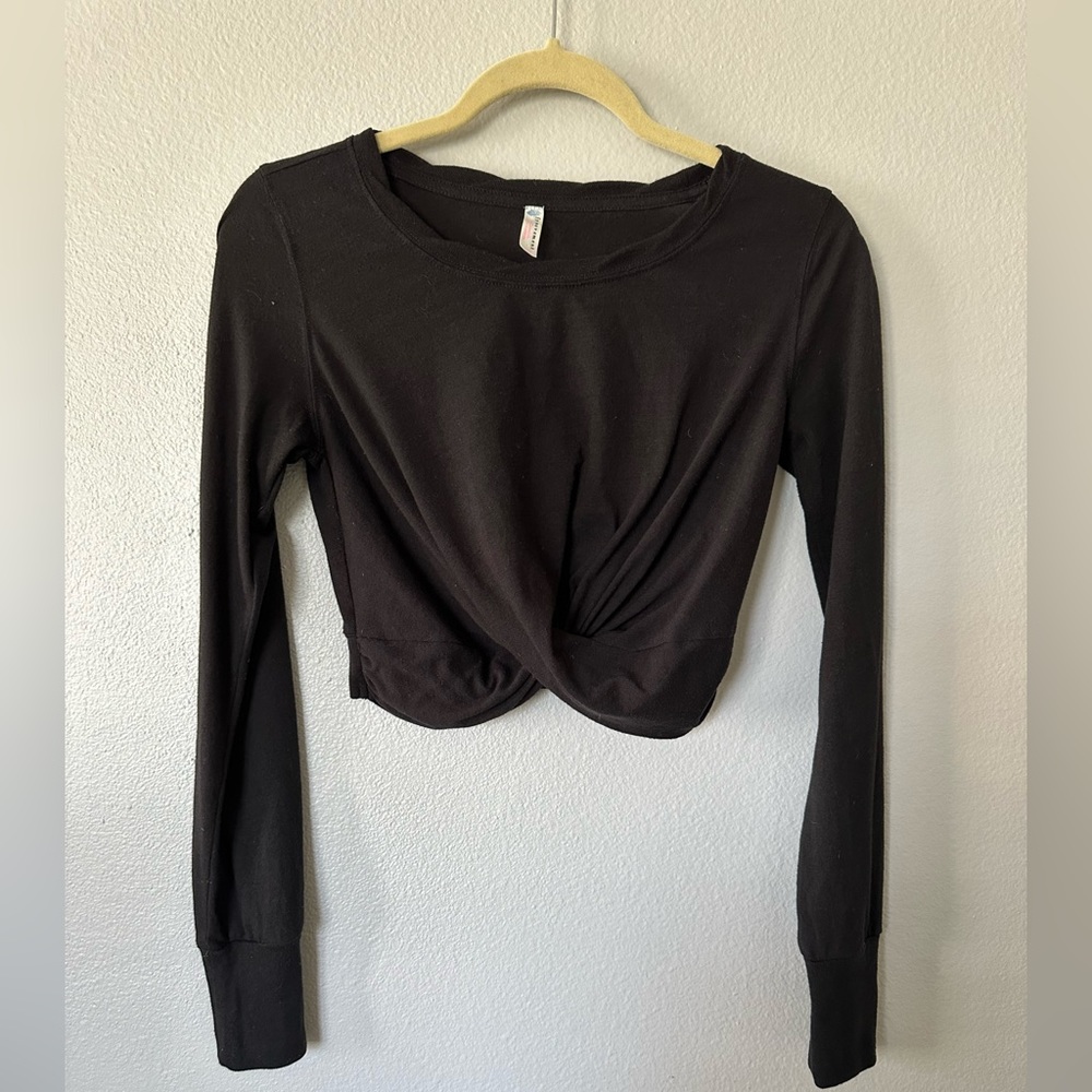 Free People black long sleeve crop